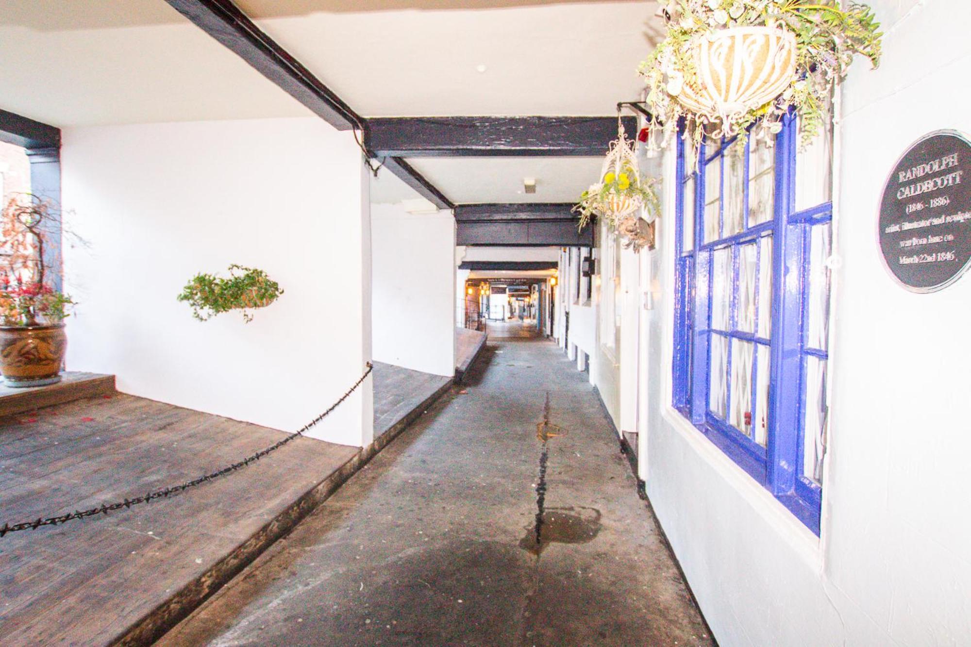צ'סטר Built 1804 Caldecott Town House On The Rows By Rework Accommodation מראה חיצוני תמונה